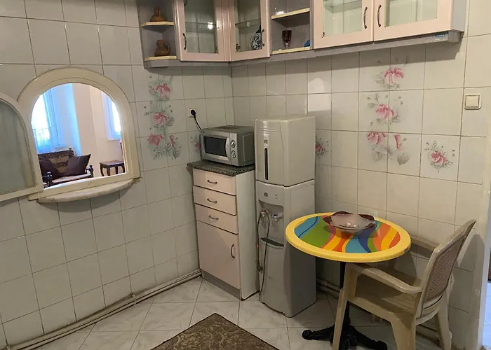 Spacious Very Close To The Tram * Istanbul