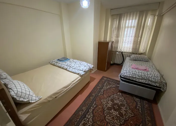 Spacious Very Close To The Tram *